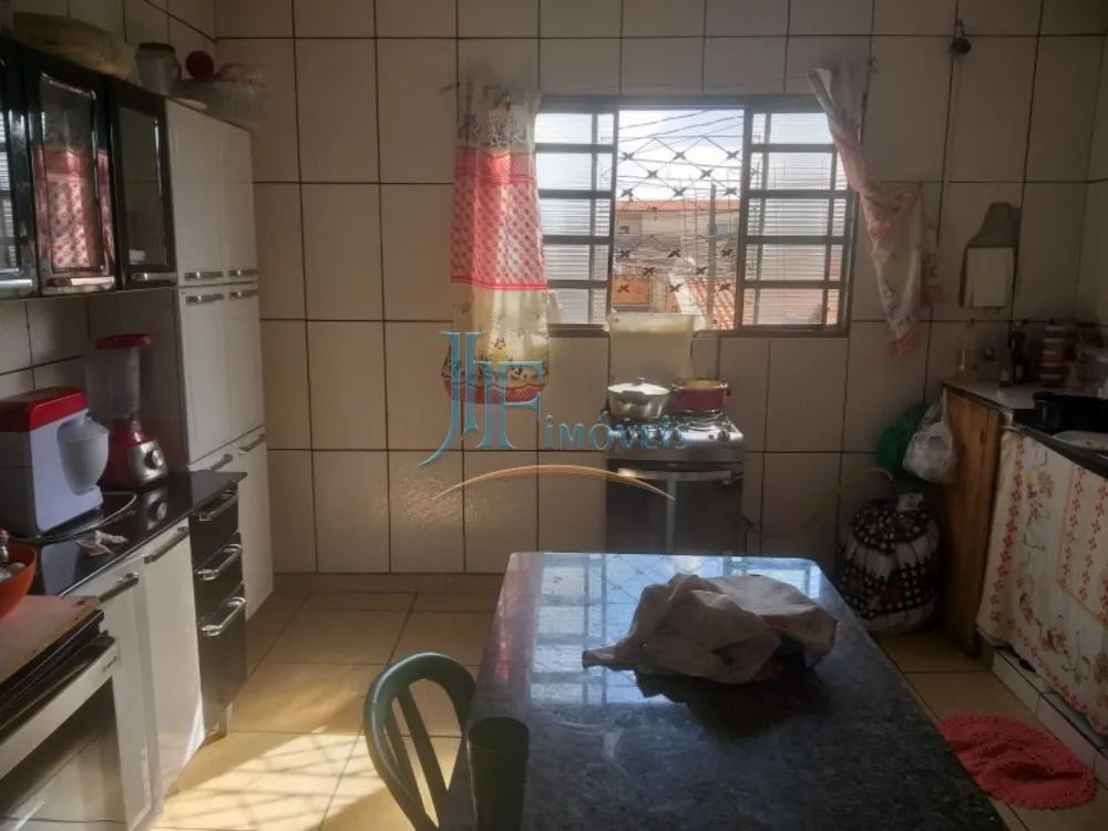 Sobrado, 4 quartos, 242 m² - Foto 1