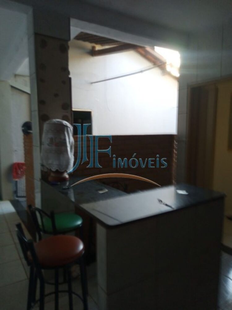 Casa à venda com 3 quartos, 121m² - Foto 4