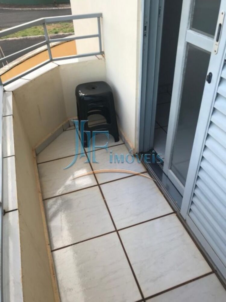 Casa de Condomínio à venda com 2 quartos, 84m² - Foto 1