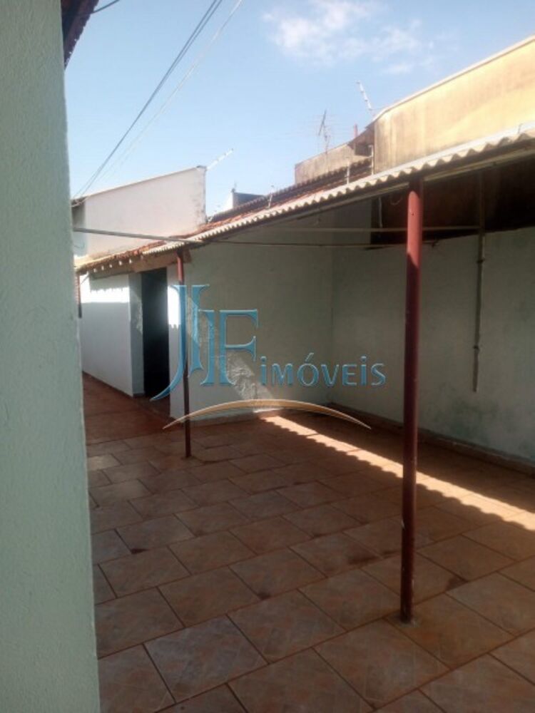 Casa à venda com 3 quartos, 192m² - Foto 3