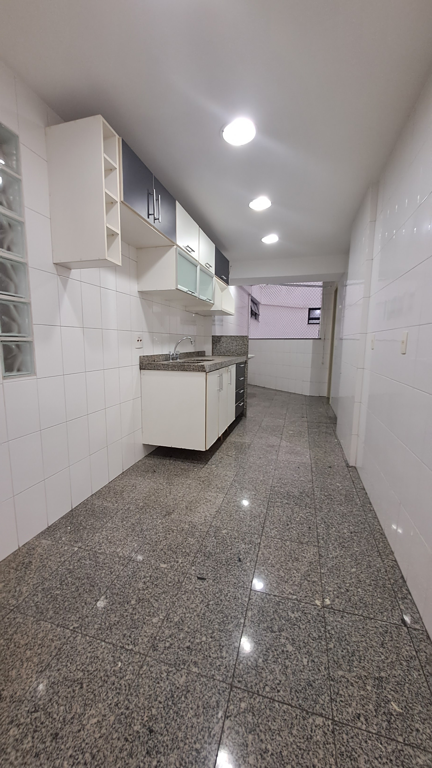 Apartamento à venda com 3 quartos, 120m² - Foto 8