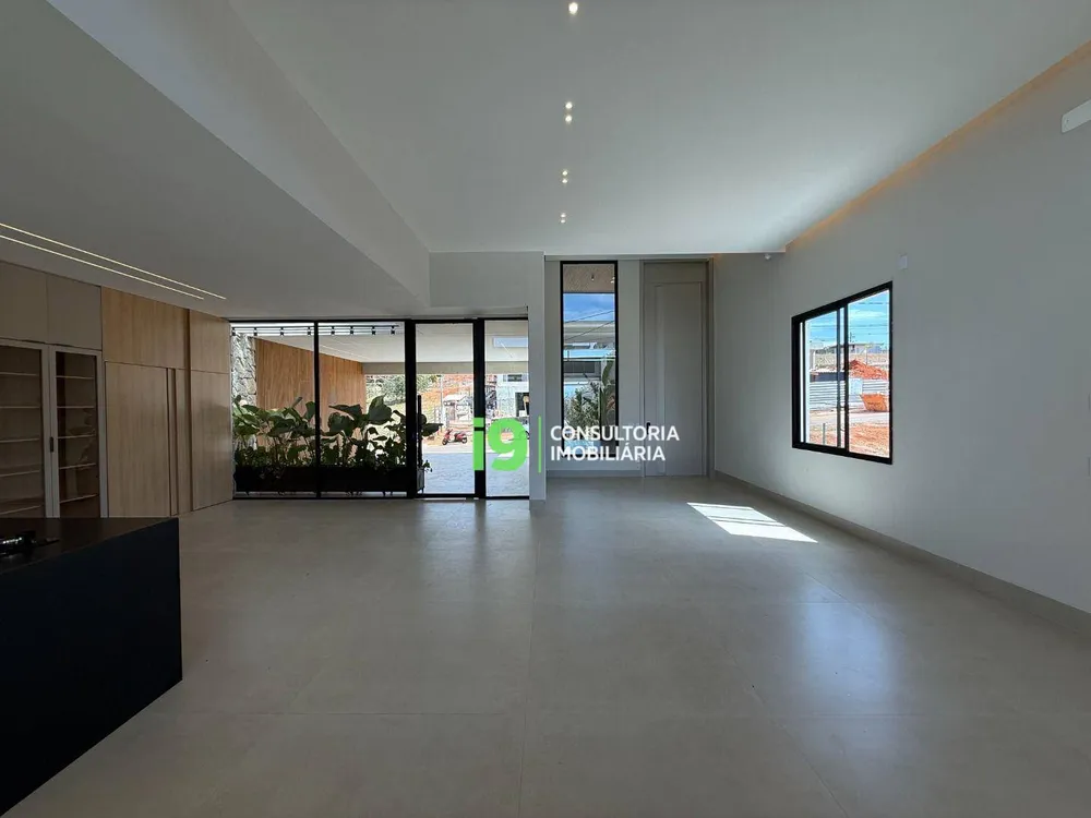 Casa, 5 quartos, 336 m² - Foto 4