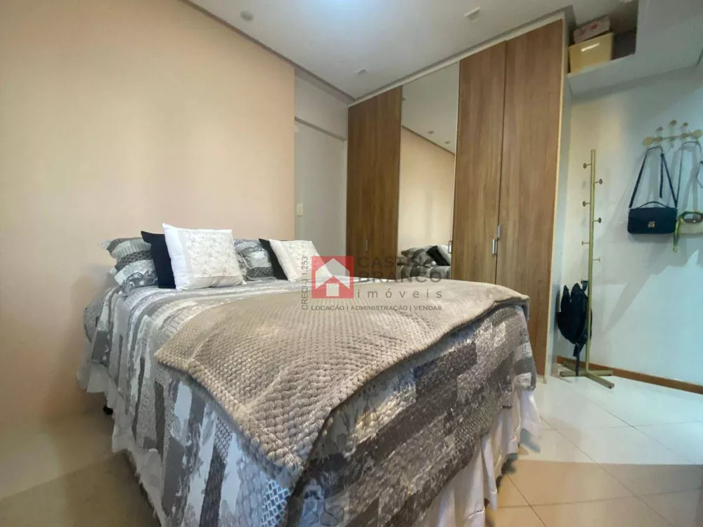 Apartamento, 3 quartos, 100 m² - Foto 2