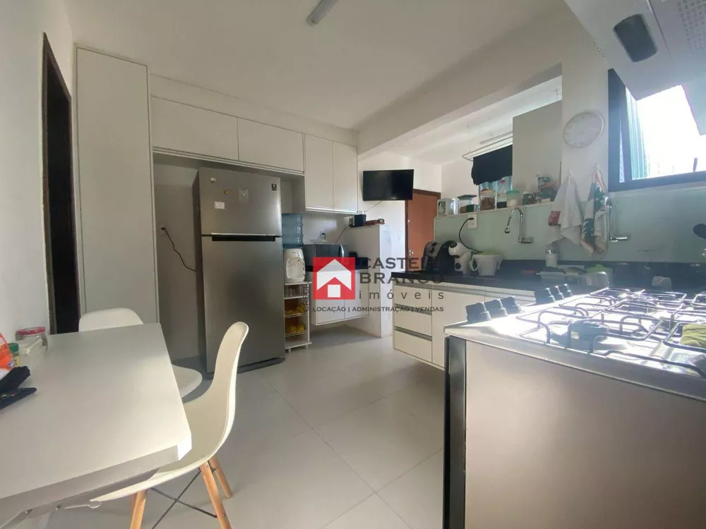 Apartamento, 3 quartos, 146 m² - Foto 2