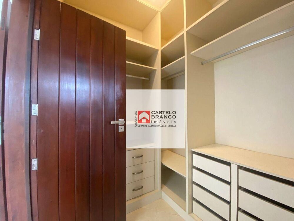 Casa de Condomínio à venda com 4 quartos, 676m² - Foto 5