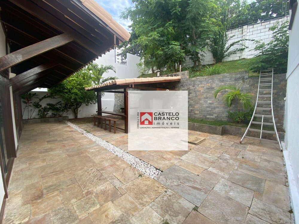 Casa de Condomínio à venda com 4 quartos, 676m² - Foto 11
