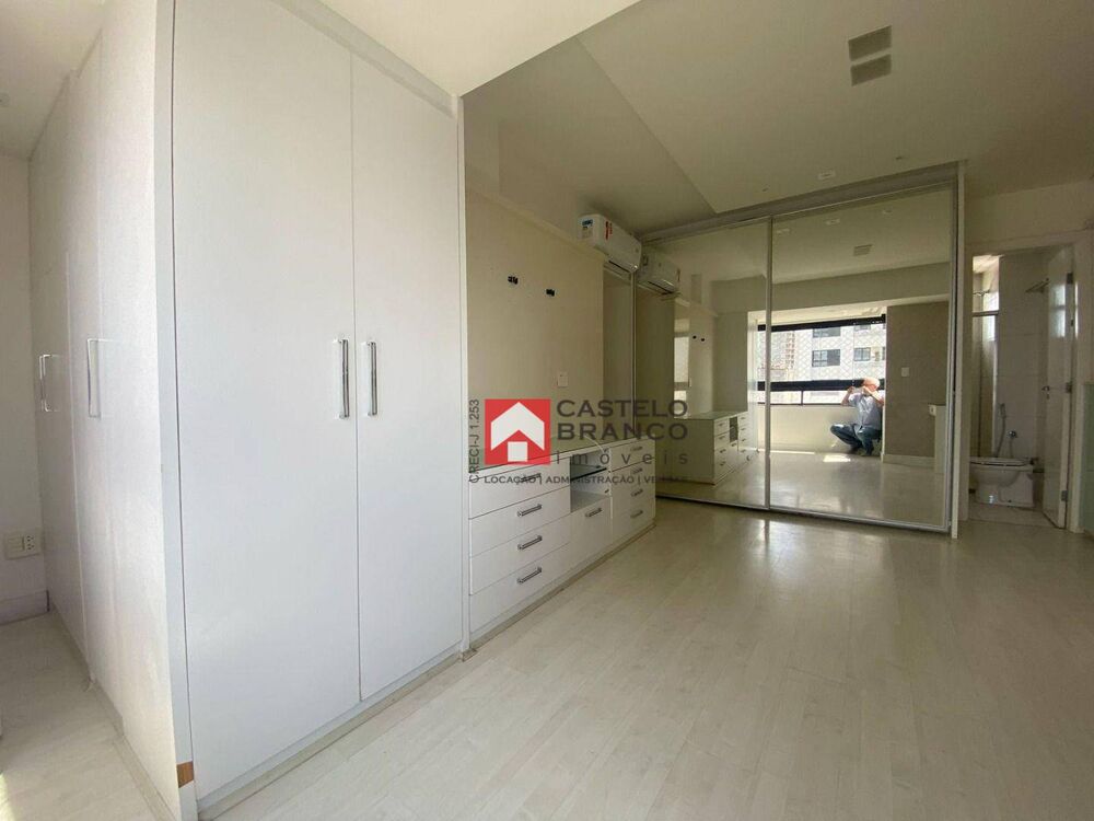 Apartamento à venda com 3 quartos, 130m² - Foto 9