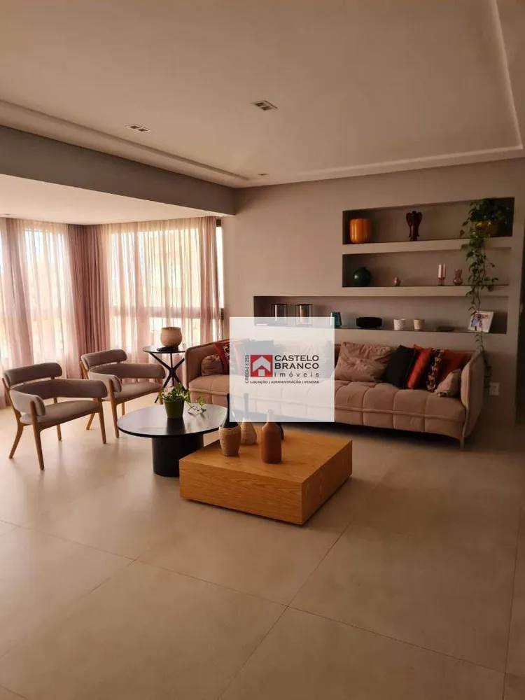 Apartamento, 3 quartos, 158 m² - Foto 1
