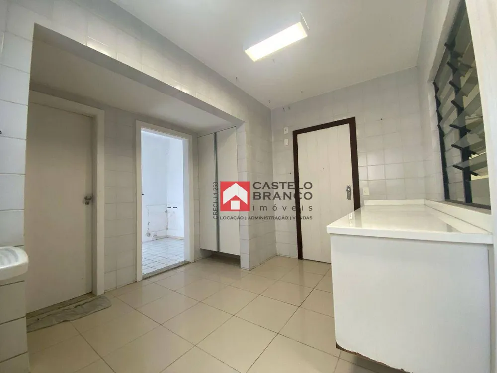 Apartamento, 4 quartos, 325 m² - Foto 4