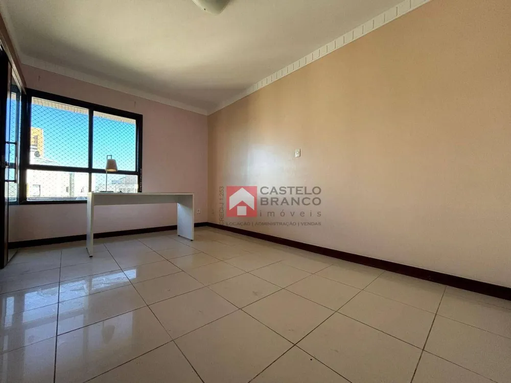 Apartamento, 4 quartos, 239 m² - Foto 3