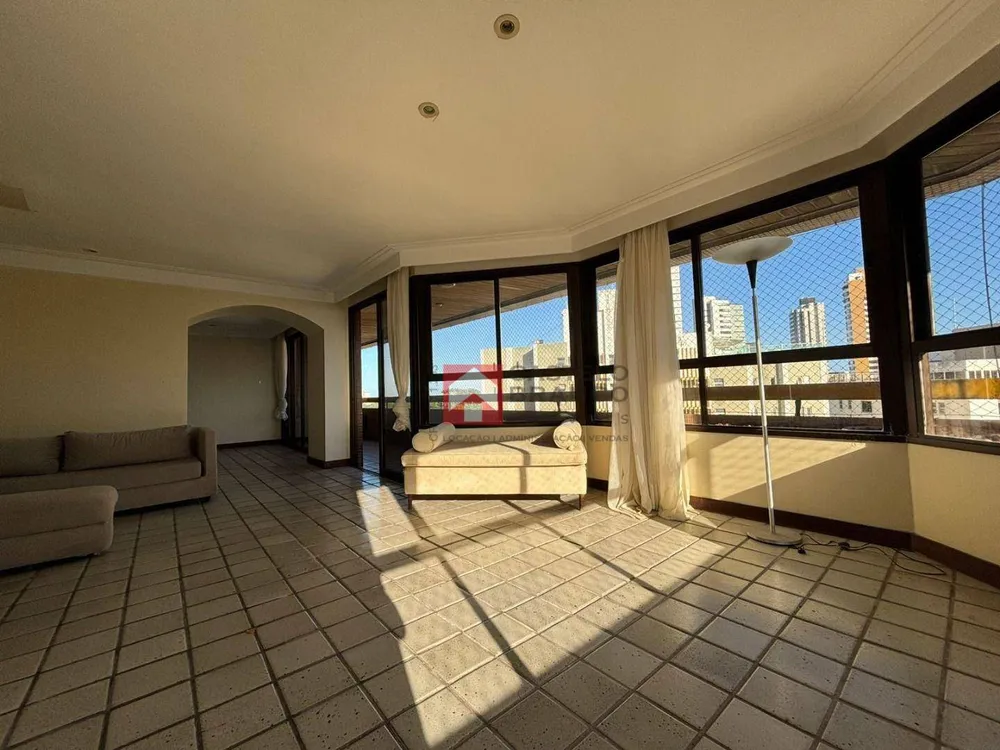 Apartamento, 4 quartos, 239 m² - Foto 1