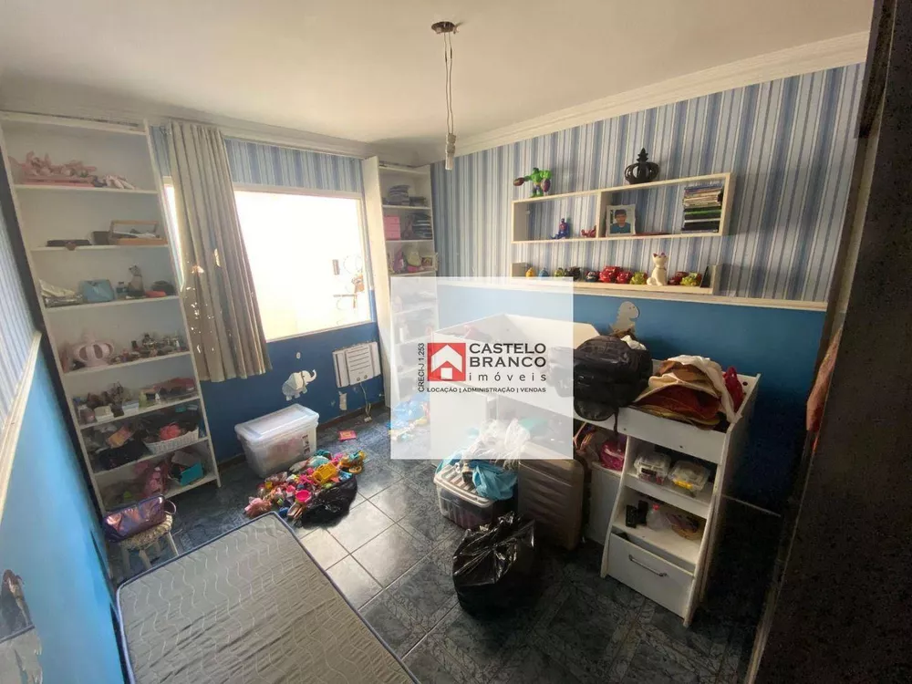 Casa, 3 quartos, 230 m² - Foto 2