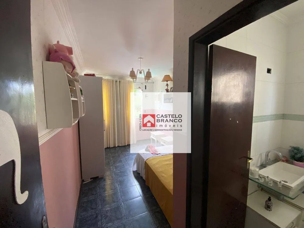 Casa, 3 quartos, 230 m² - Foto 8