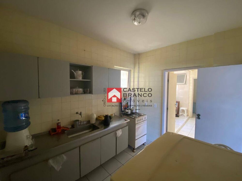 Apartamento à venda com 2 quartos, 93m² - Foto 4