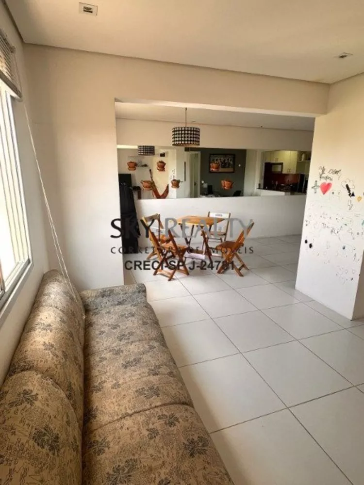 Apartamento à venda com 3 quartos, 70m² - Foto 2