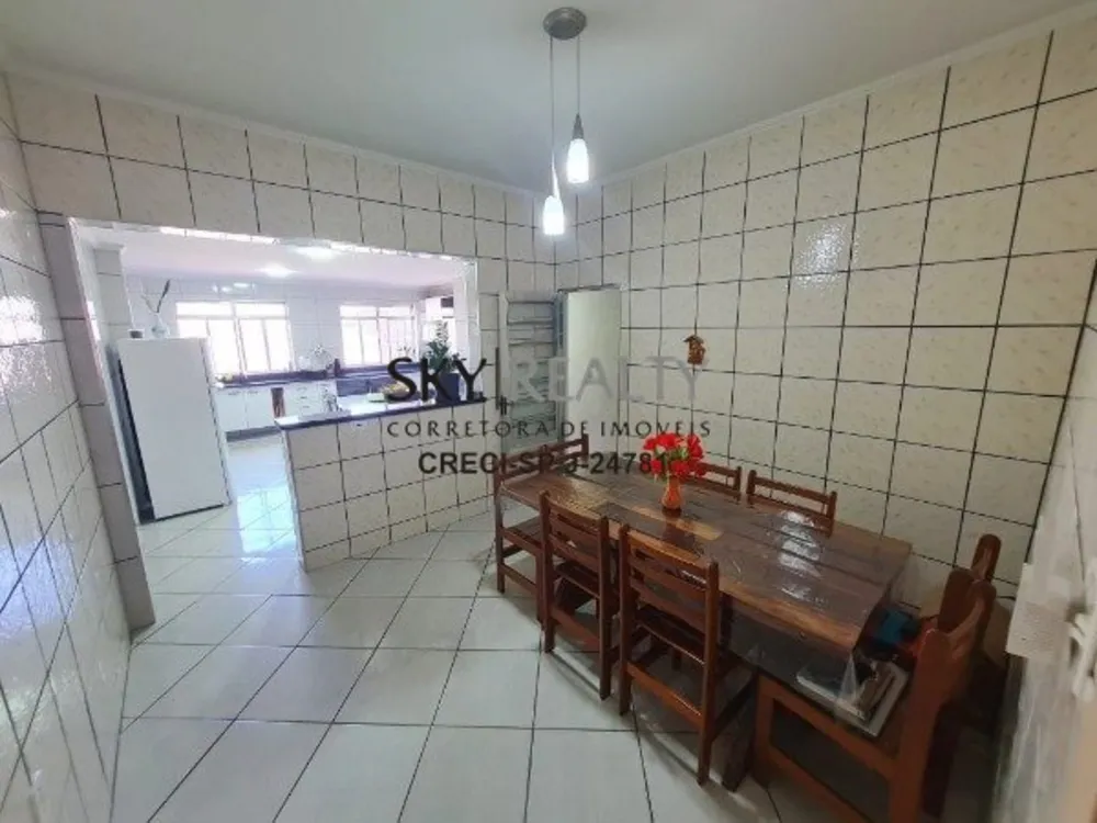 Casa, 3 quartos, 240 m² - Foto 14