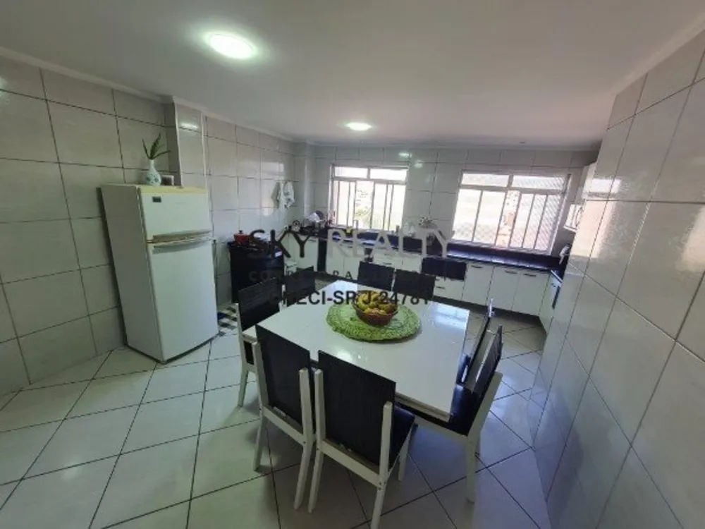 Casa, 3 quartos, 240 m² - Foto 15