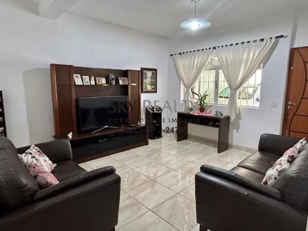 Casa, 2 quartos, 72 m² - Foto 1