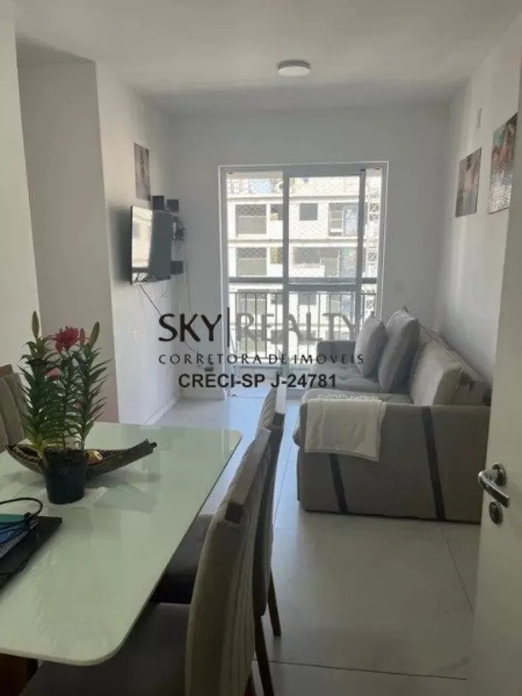 Apartamento à venda com 2 quartos, 45m² - Foto 2