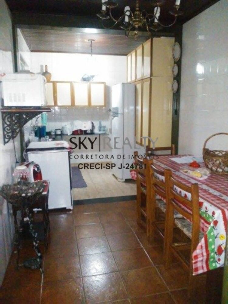 Casa, 3 quartos, 200 m² - Foto 4