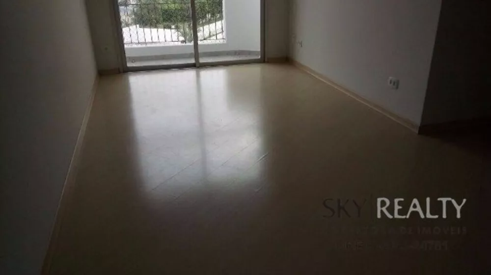 Apartamento à venda com 2 quartos, 70m² - Foto 3