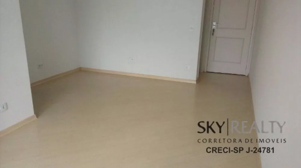 Apartamento à venda com 2 quartos, 70m² - Foto 4