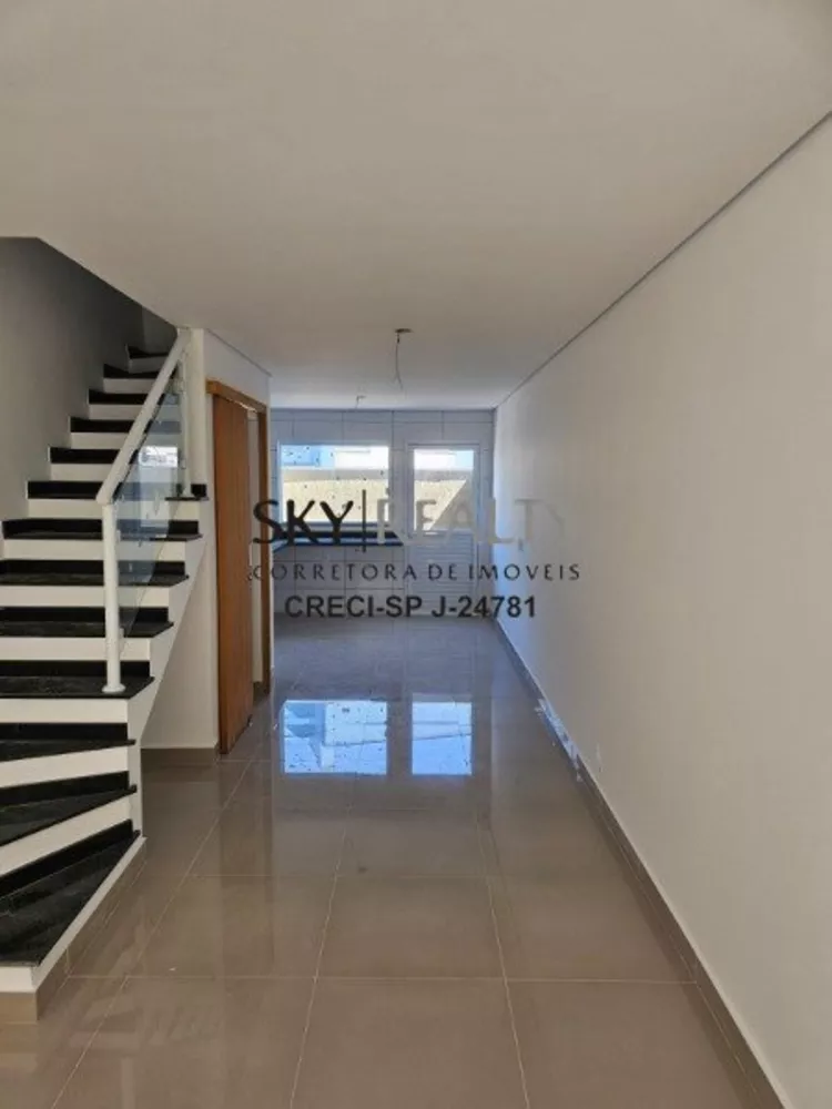 Sobrado à venda com 2 quartos, 77m² - Foto 1