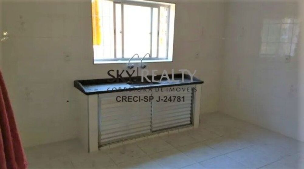 Casa à venda com 4 quartos, 250m² - Foto 3