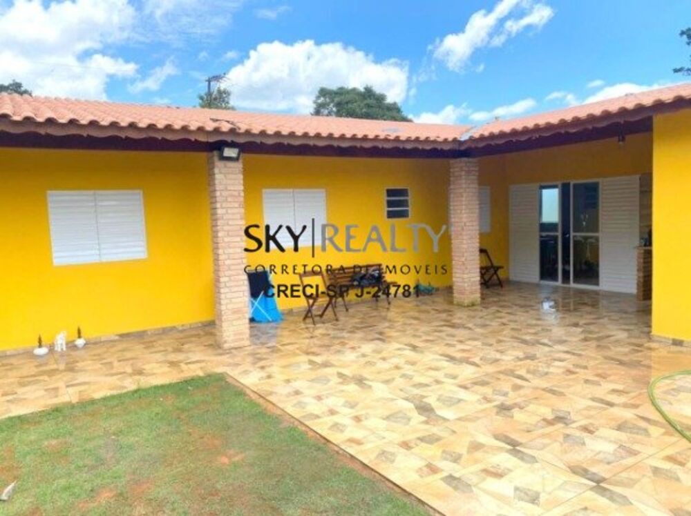 Chácara à venda com 3 quartos, 166m² - Foto 1