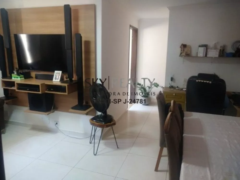 Apartamento à venda com 2 quartos, 70m² - Foto 7