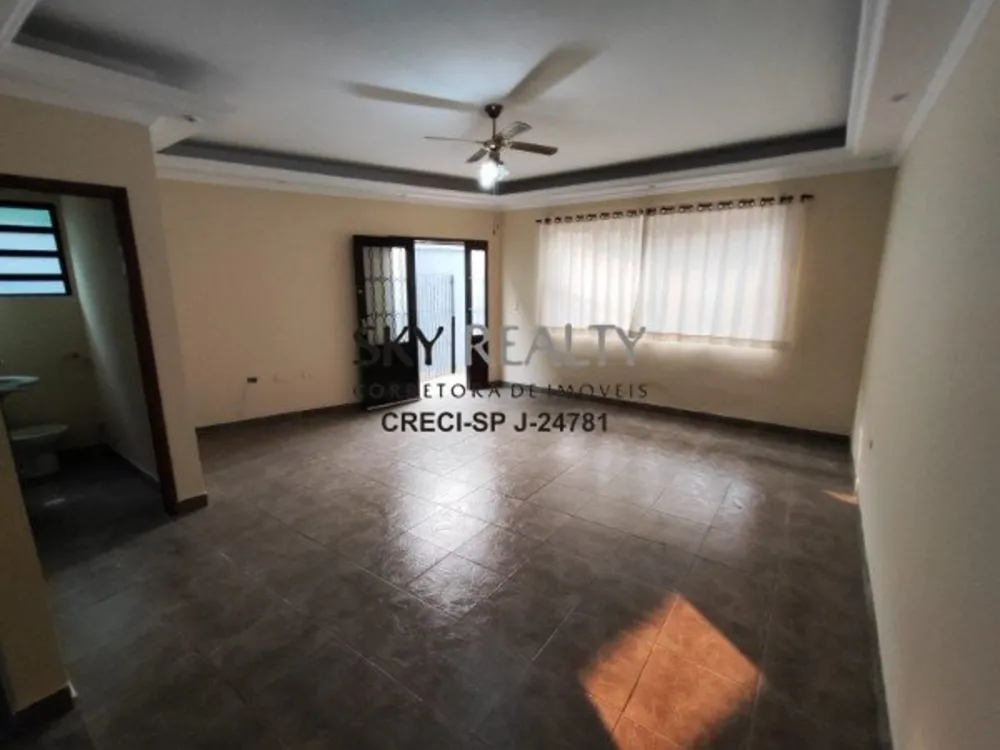 Casa, 3 quartos, 195 m² - Foto 1
