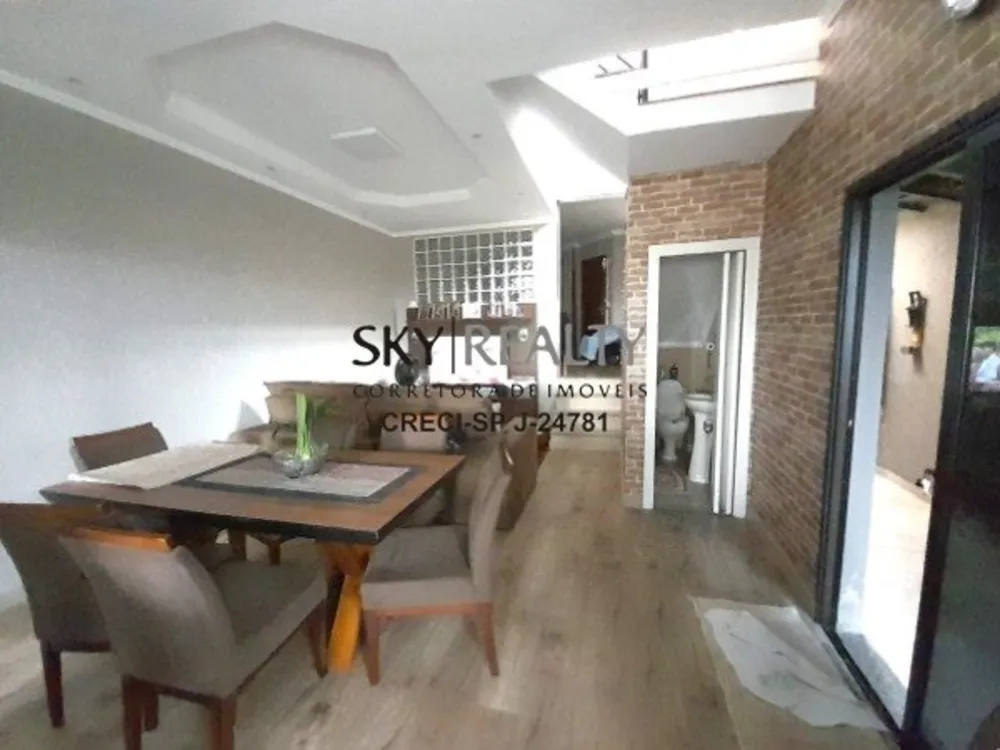 Sobrado, 3 quartos, 240 m² - Foto 1