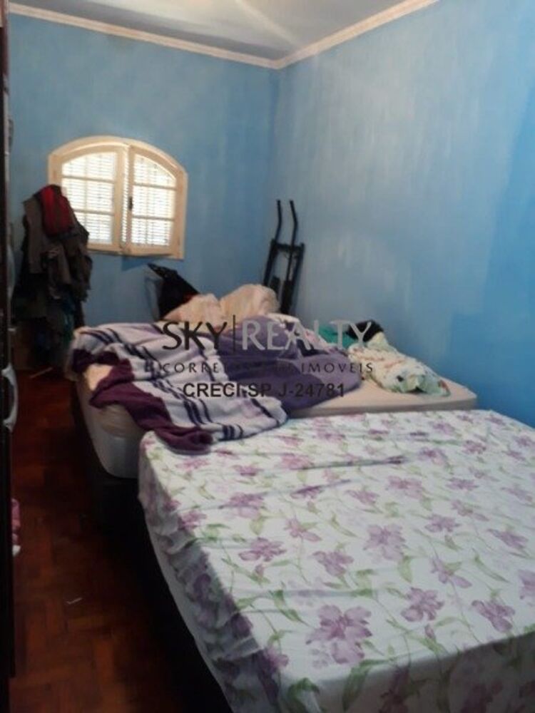 Casa à venda com 4 quartos, 100m² - Foto 1