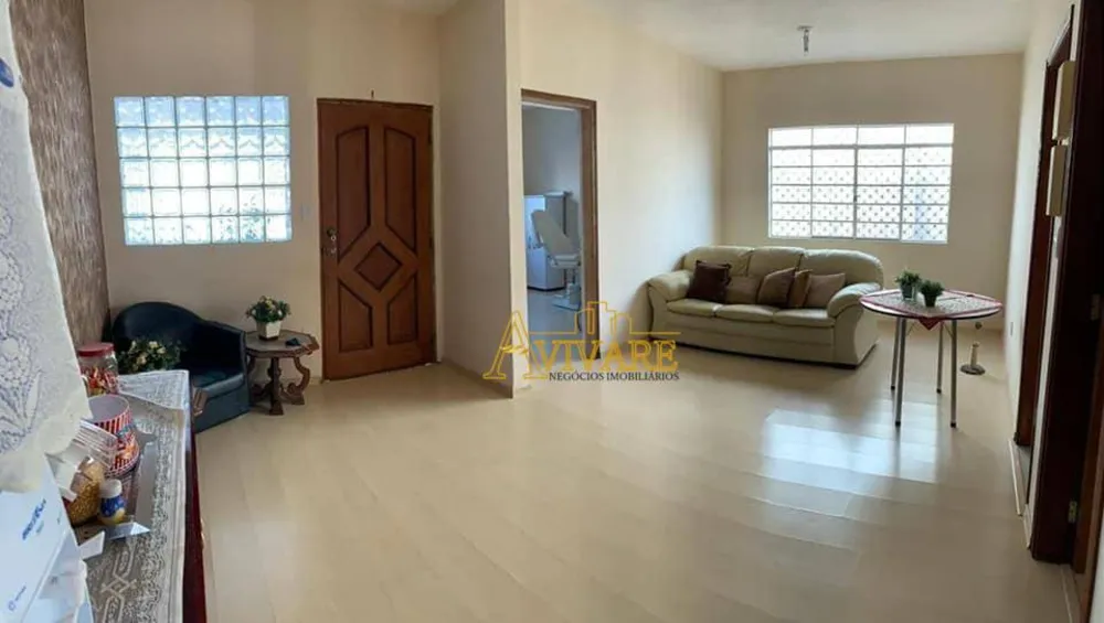 Casa, 4 quartos, 152 m² - Foto 1