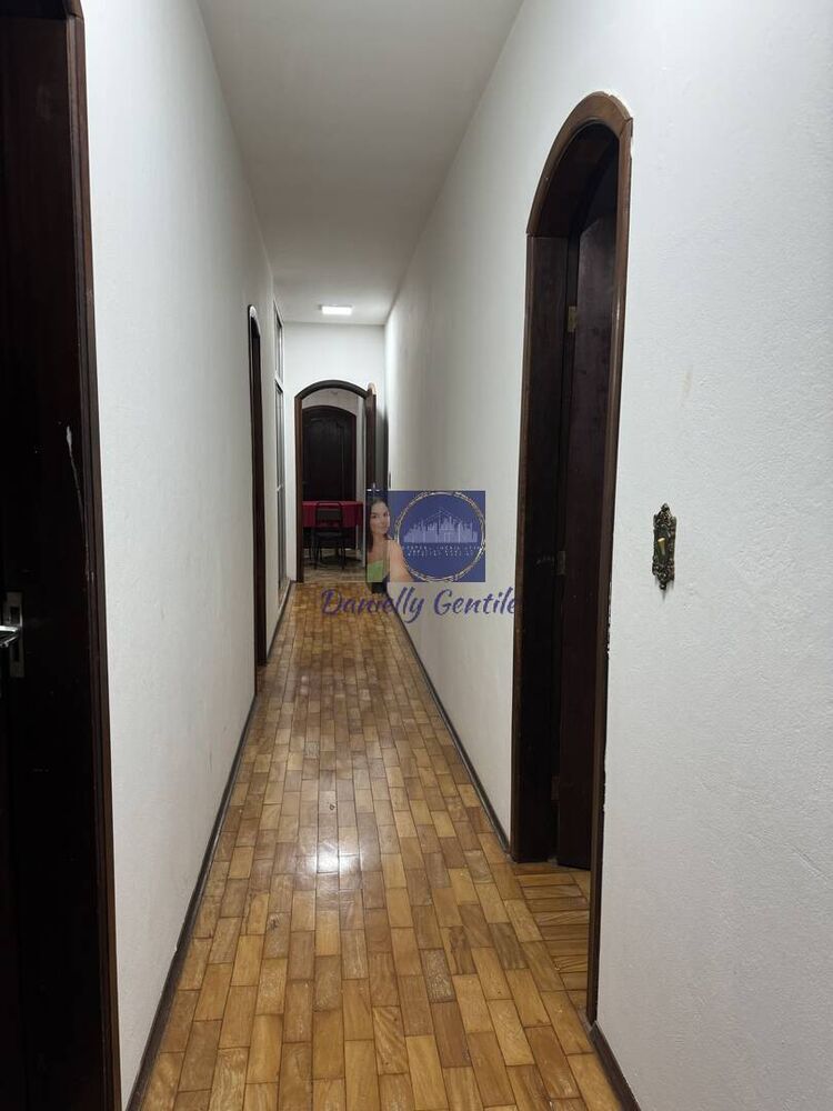 Casa, 3 quartos, 300 m² - Foto 1