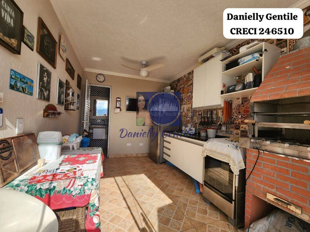 Casa, 3 quartos, 220 m² - Foto 1