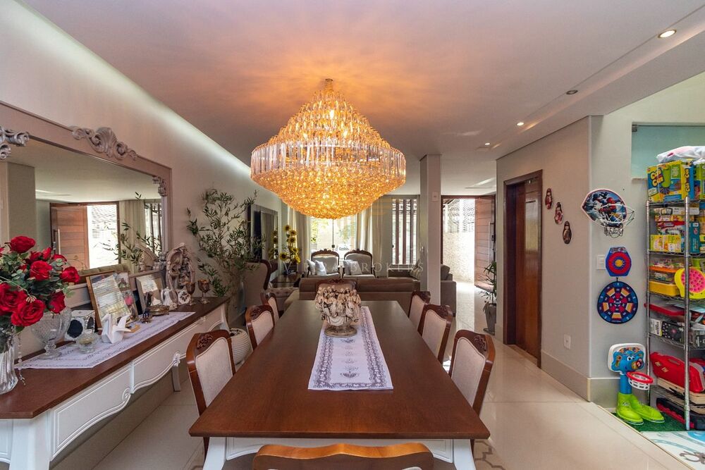 Casa, 3 quartos, 264 m² - Foto 2