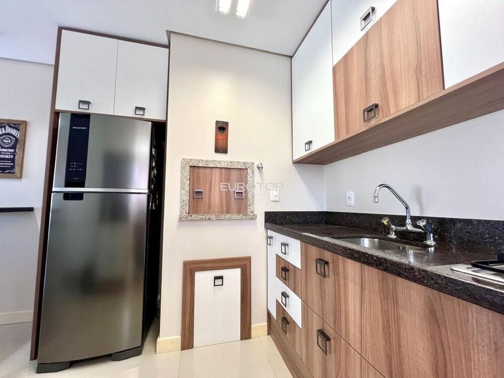 Apartamento à venda com 2 quartos, 77m² - Foto 16
