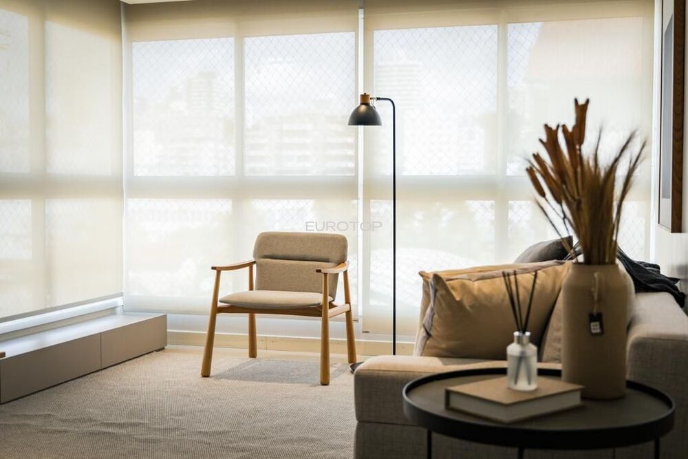 Apartamento à venda com 2 quartos, 77m² - Foto 3