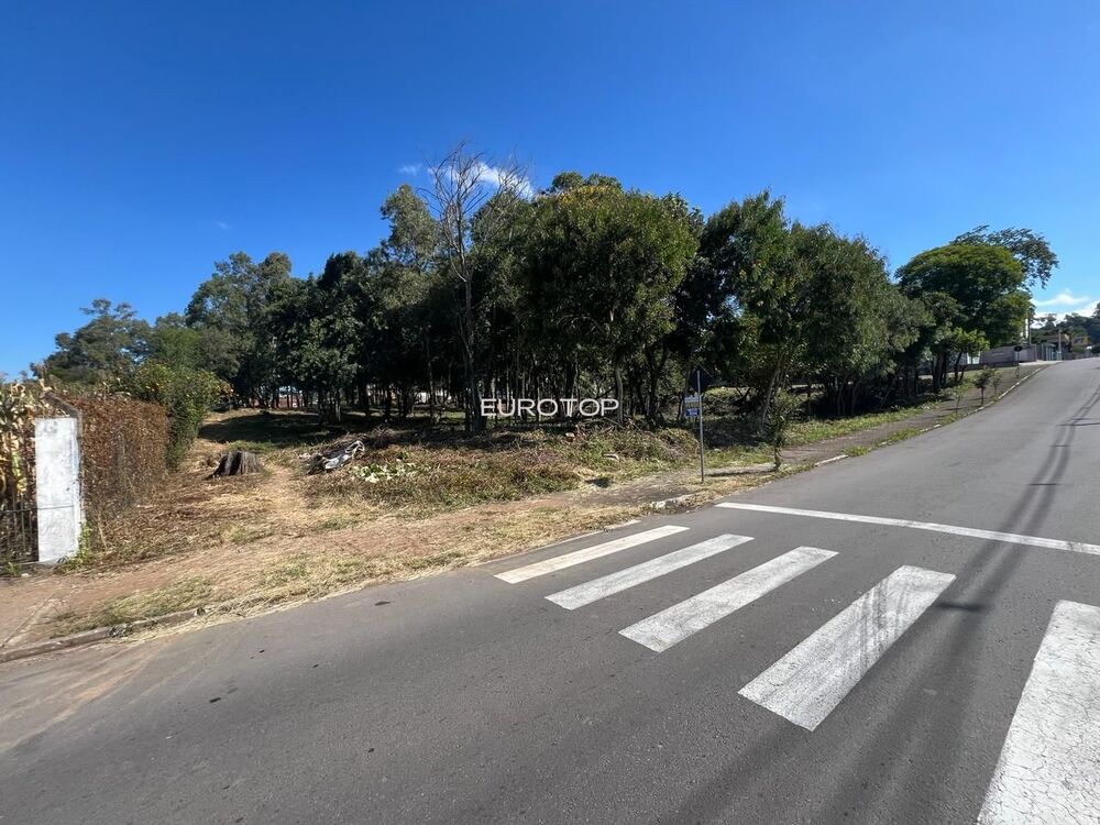 Terreno à venda, 1299m² - Foto 1