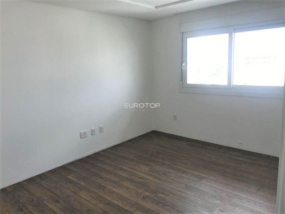 Apartamento, 3 quartos, 267 m² - Foto 2