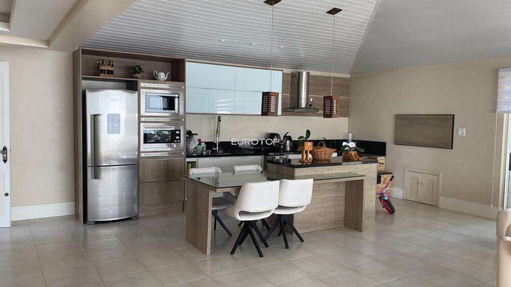 Casa, 3 quartos, 229 m² - Foto 17