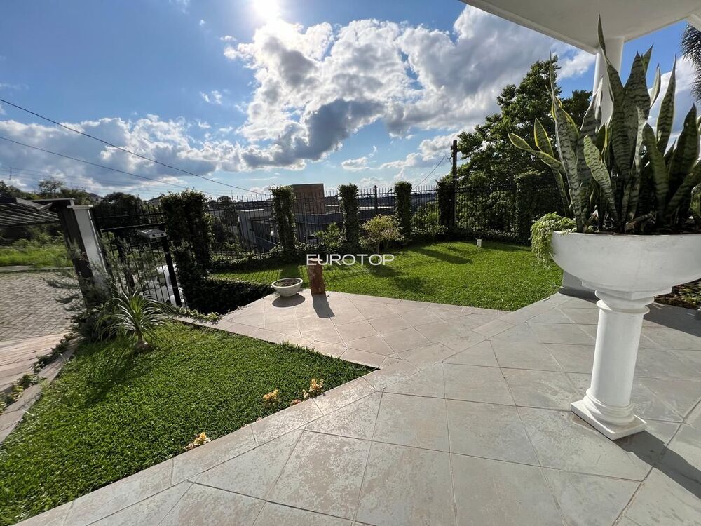 Casa, 3 quartos, 229 m² - Foto 3