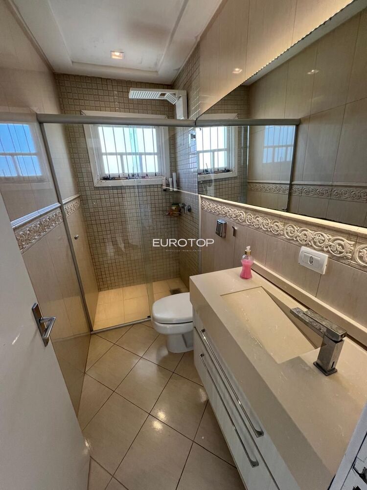 Casa, 3 quartos, 229 m² - Foto 31