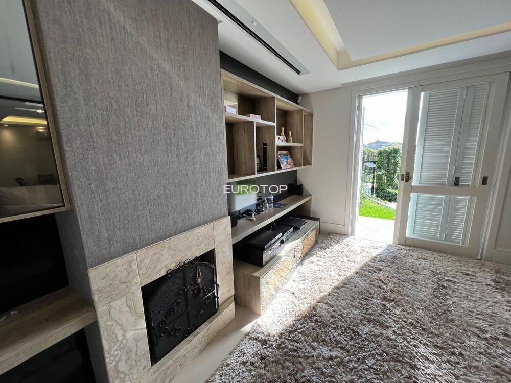 Casa, 3 quartos, 229 m² - Foto 11