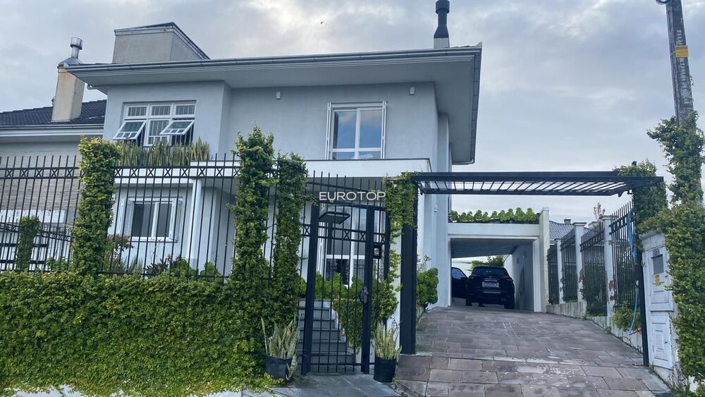 Casa, 3 quartos, 229 m² - Foto 1