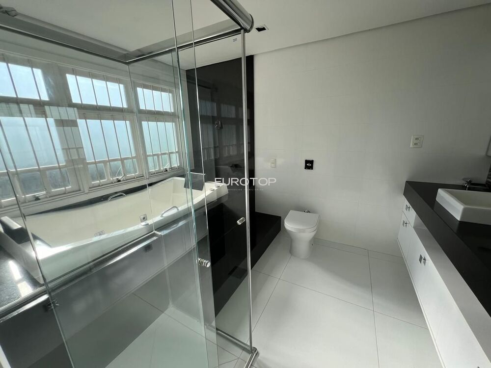 Casa, 3 quartos, 229 m² - Foto 28