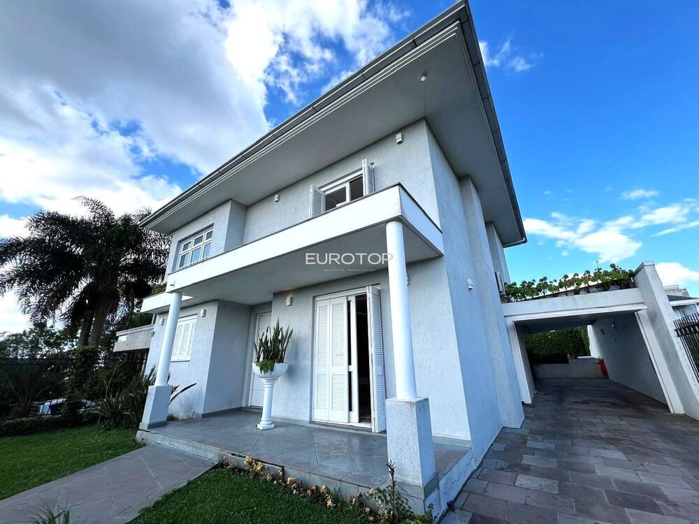 Casa, 3 quartos, 229 m² - Foto 2