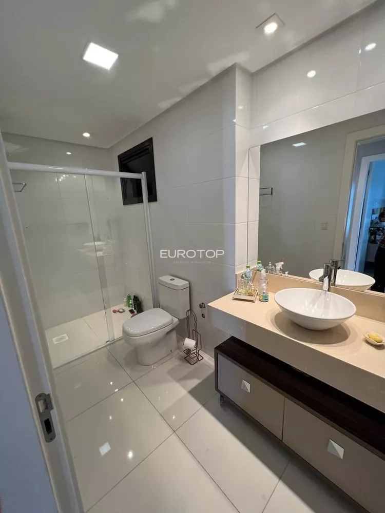 Apartamento, 3 quartos, 137 m² - Foto 4
