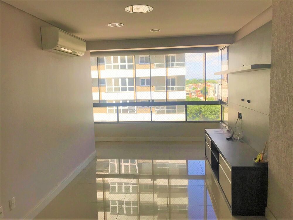 Apartamento à venda com 2 quartos, 82m² - Foto 3